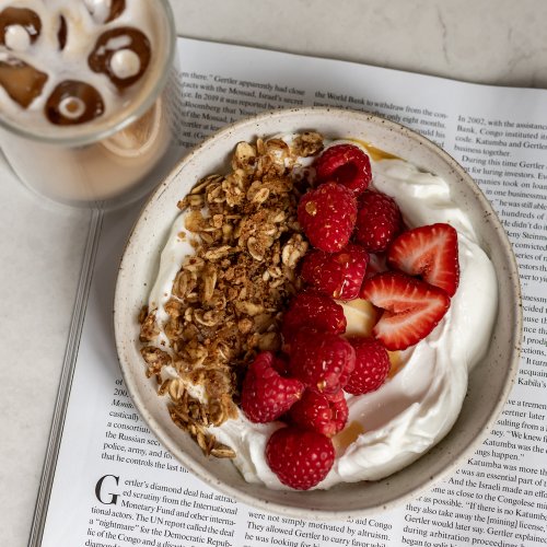 Skyr bowl med scrambled oats